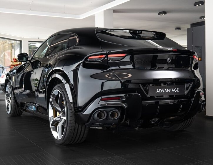 Ferrari Ostatní SUV 6,5 l 529 kw