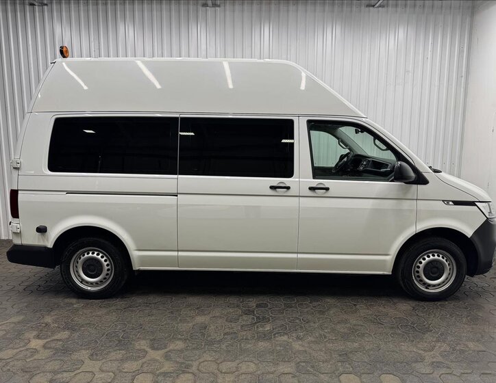 Volkswagen Transporter Kombi 2,0 l 81 kw