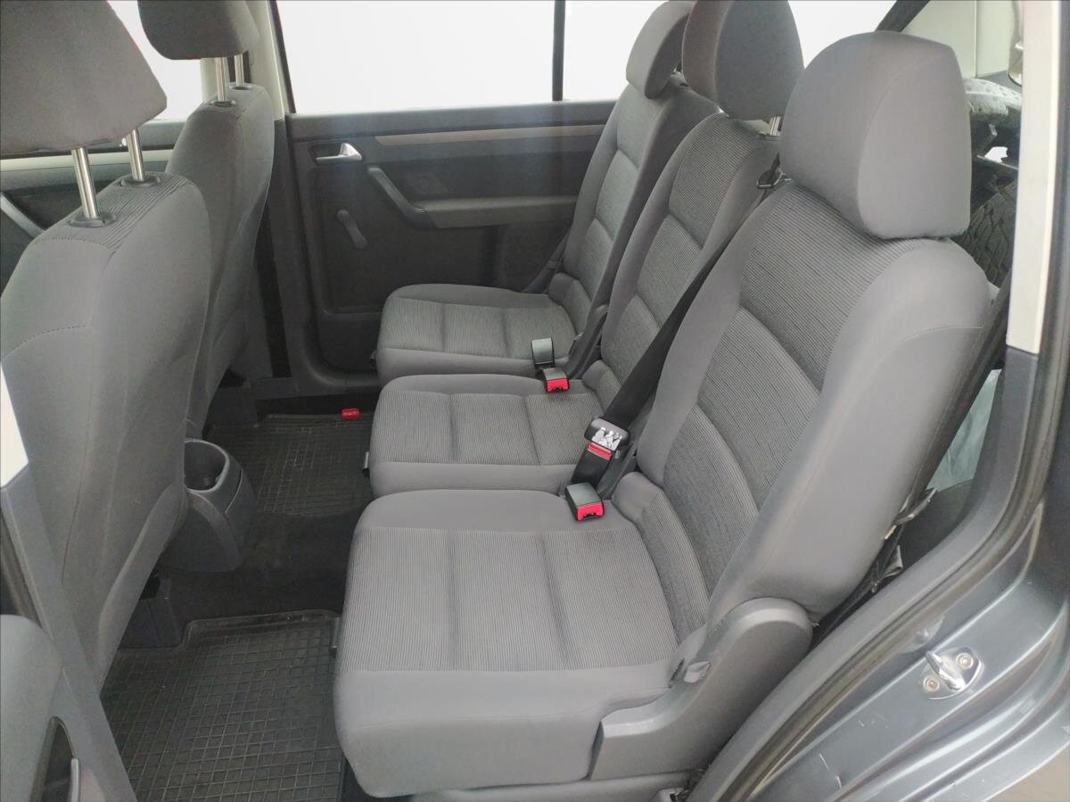 Volkswagen Touran Kombi 1,9 l 77 kw