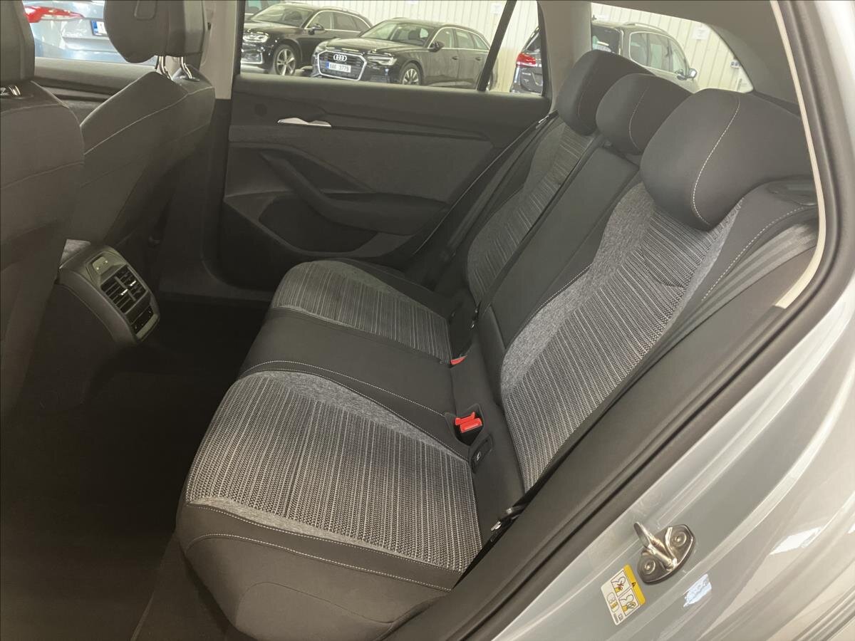 Škoda Superb Kombi 2,0 l 110 kw