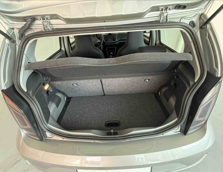 Volkswagen up! 17