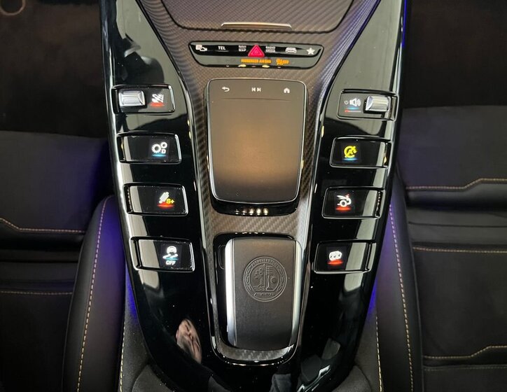 Mercedes-Benz AMG GT Kupé 3,0 l 320 kw