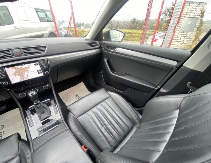 Škoda Superb Kombi 2,0 l 140 kw