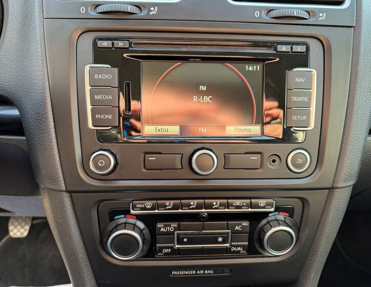 Volkswagen Golf Kombi 1,6 l 77 kw