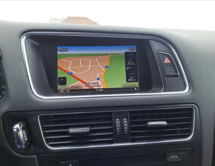 Audi Q5 SUV / Terénní 2,0 l 155 kw