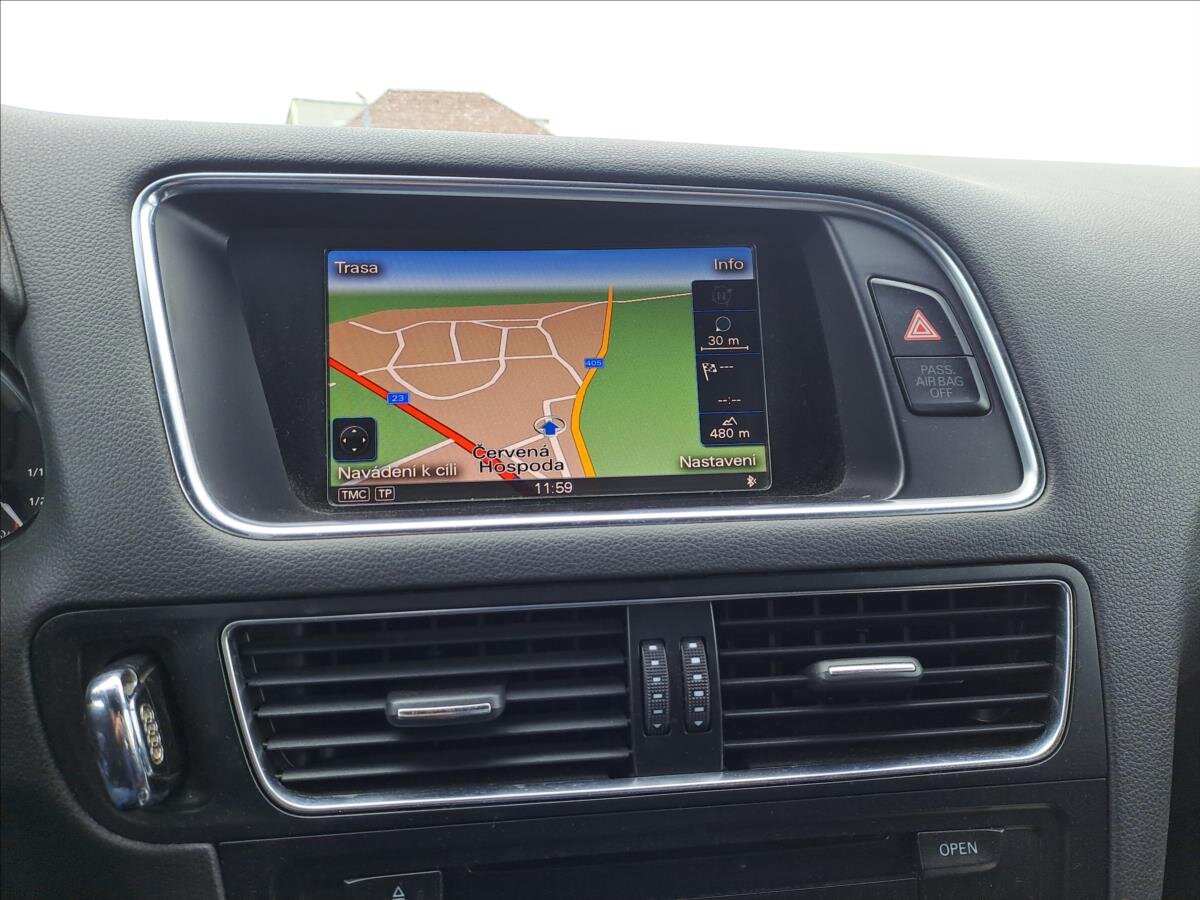 Audi Q5 SUV / Terénní 2,0 l 155 kw