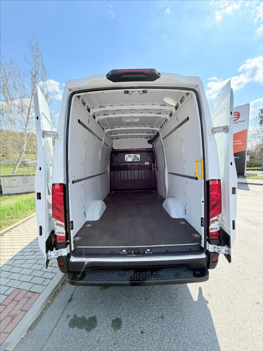 Iveco Daily Ostatní 2,3 l 115 kw