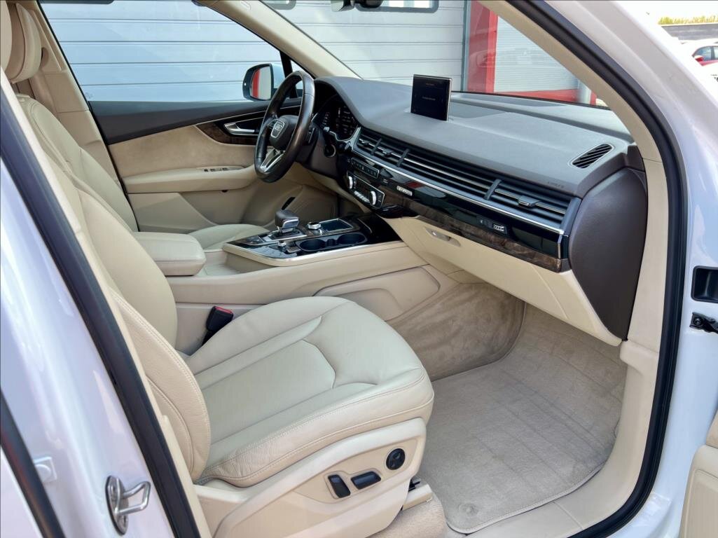 Audi Q7 SUV / Terénní 3,0 l 200 kw