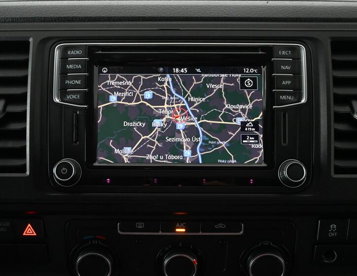 Volkswagen Transporter 19