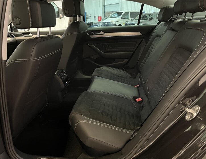 Volkswagen Passat Sedan / Limuzína 1,5 l 110 kw