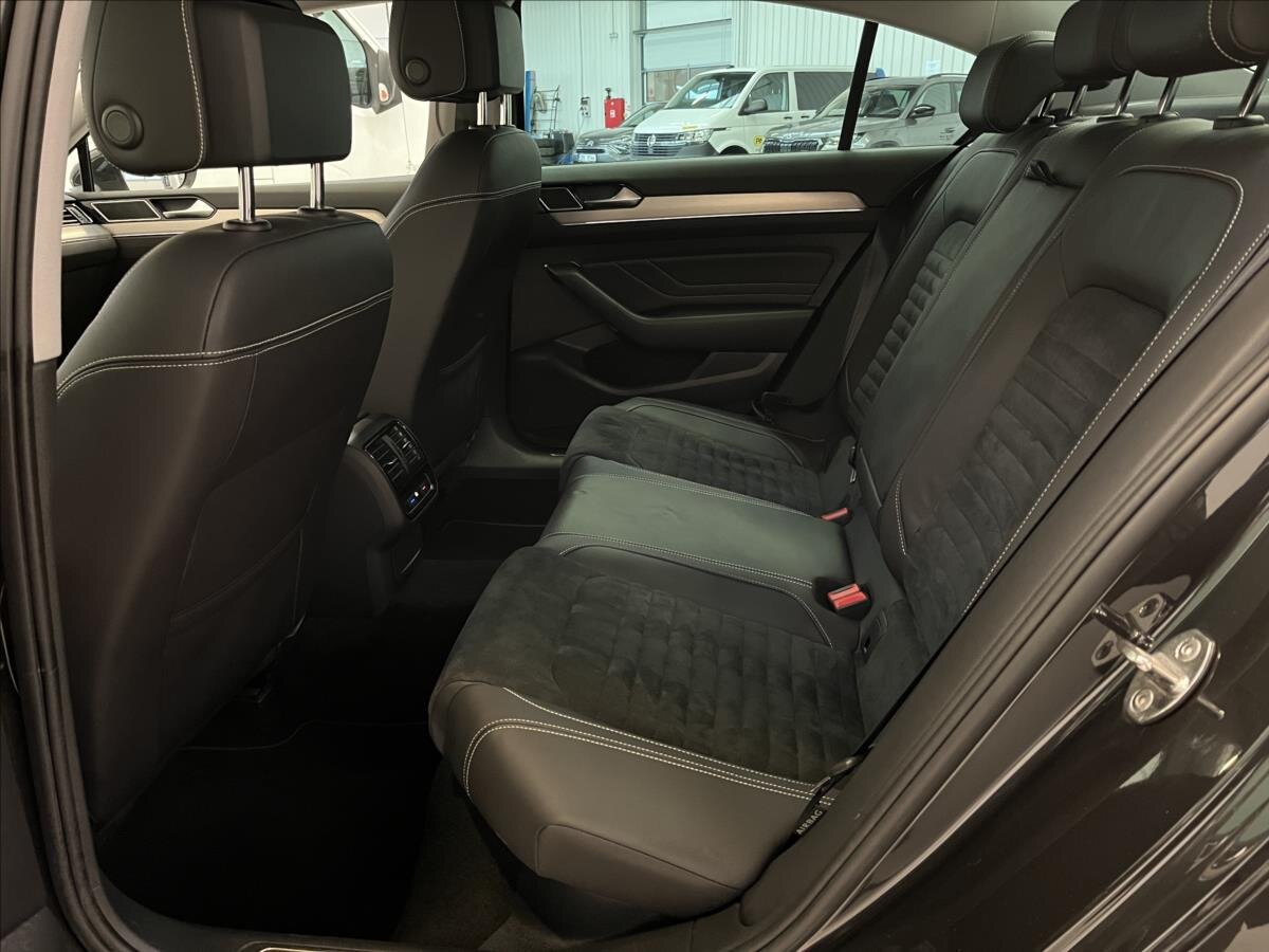 Volkswagen Passat Sedan / Limuzína 1,5 l 110 kw