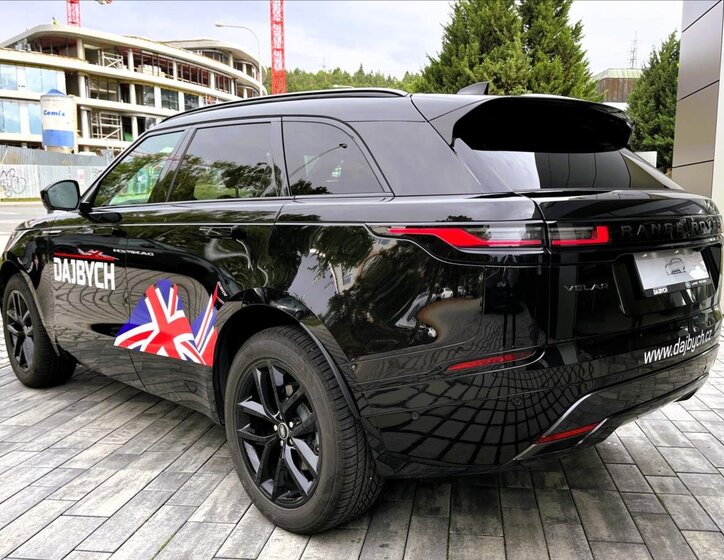 Land Rover Range Rover Velar SUV / Terénní 2,0 l 150 kw