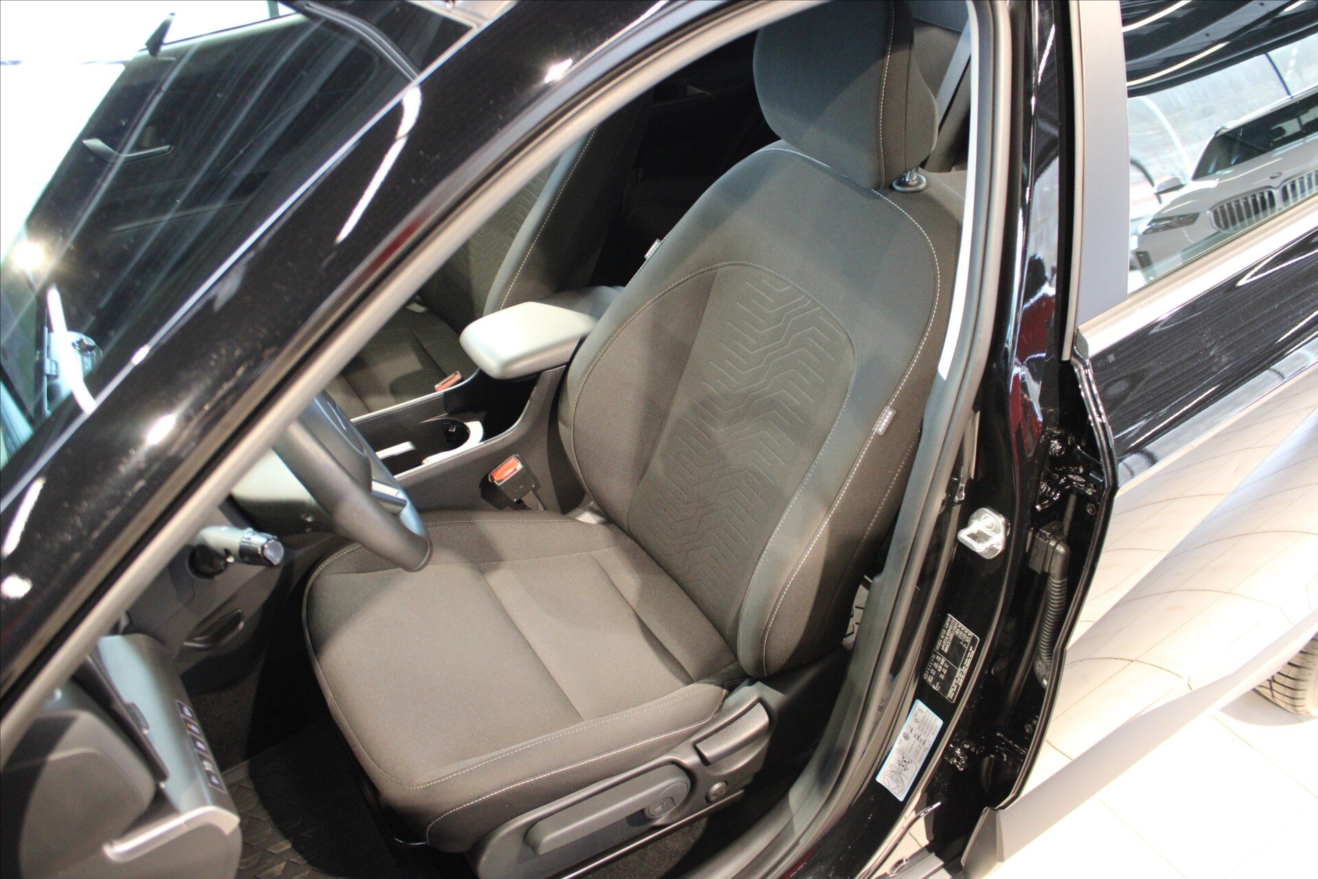 Hyundai Kona Hatchback 1,6 l 145 kw