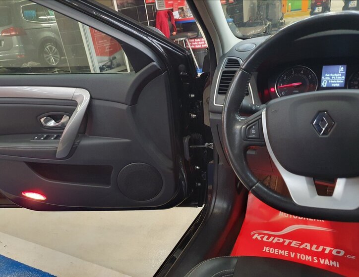 Renault Laguna Kombi 2,0 l 103 kw