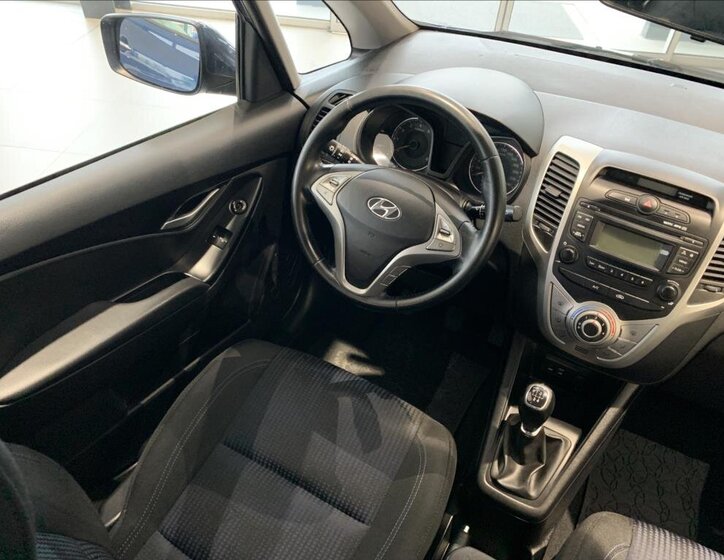 Hyundai ix20 MPV 1,4 l 66 kw