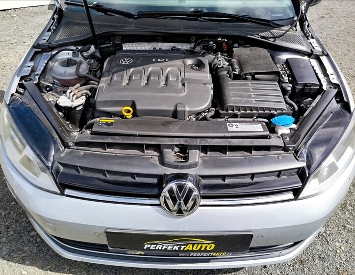Volkswagen Golf 45