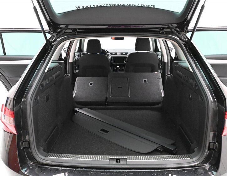 Škoda Superb Kombi 2,0 l 110 kw