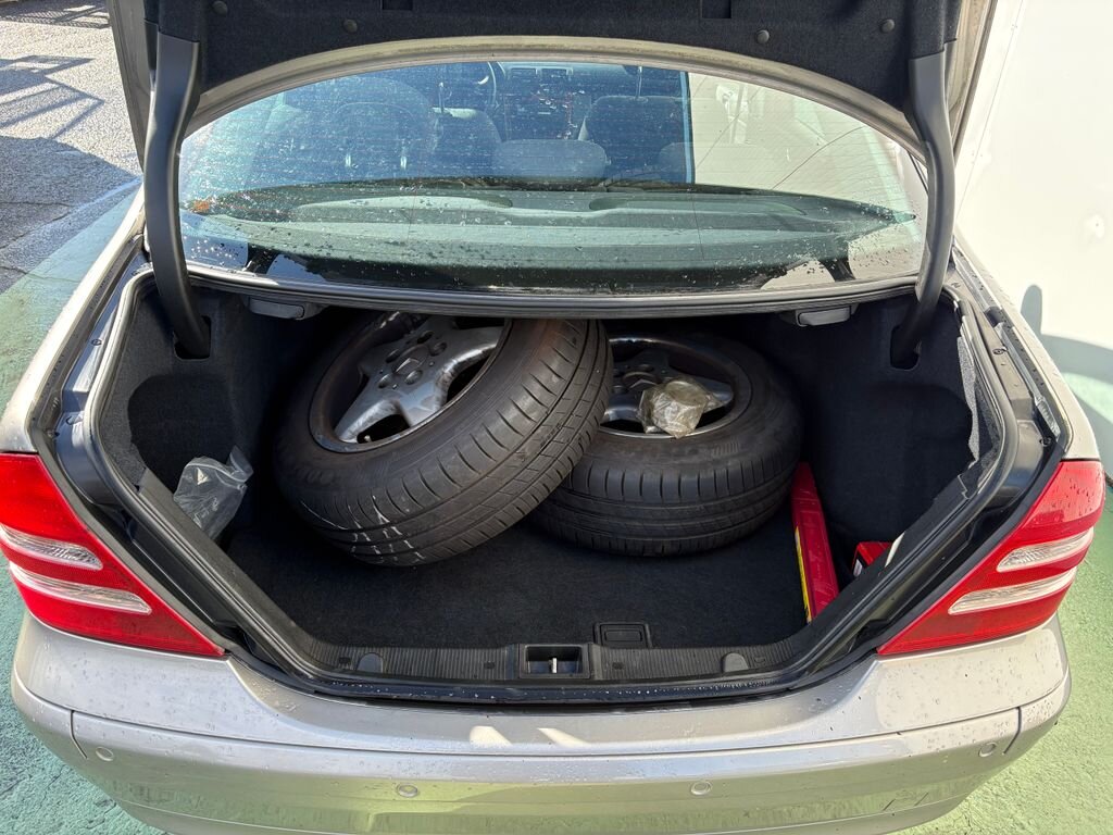 Mercedes-Benz Třídy C Sedan 1,8 l 105 kw