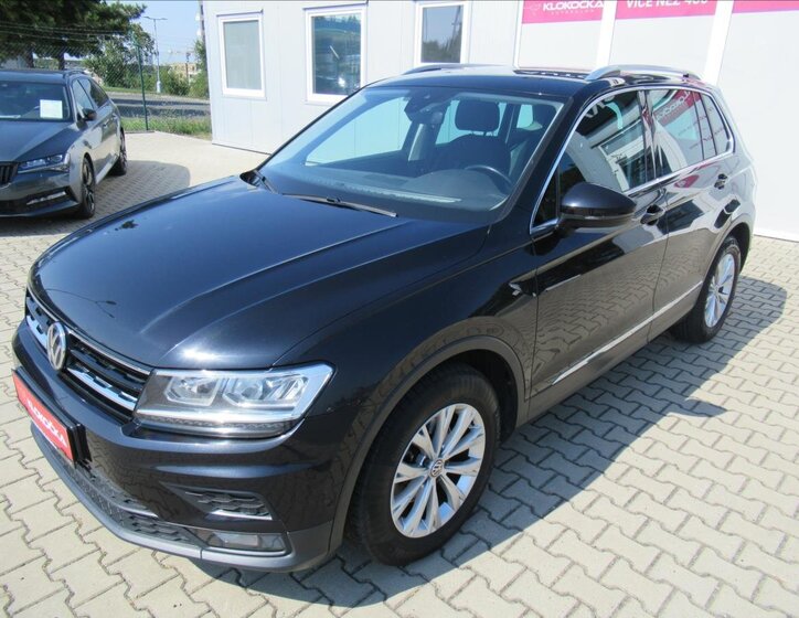 Volkswagen Tiguan 1
