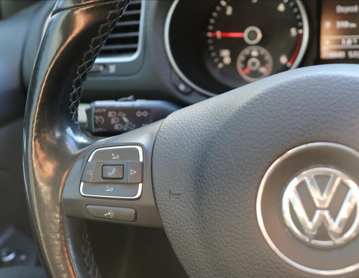 Volkswagen Golf Kombi 1,6 l 77 kw