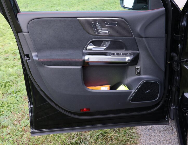 Mercedes-Benz GLB SUV 2,0 l 324 kw