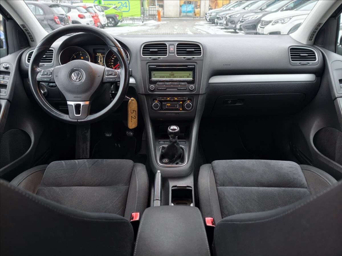 Volkswagen Golf Hatchback 1,6 l 77 kw