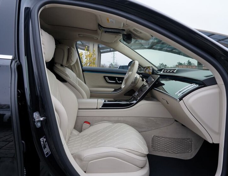 Mercedes-Benz Třídy S Sedan / Limuzína 3,0 l 320 kw