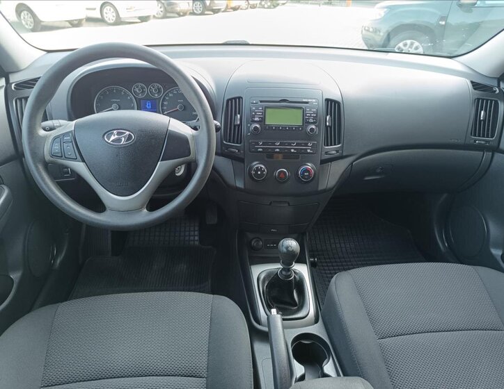 Hyundai i30 Hatchback 1,4 l 80 kw