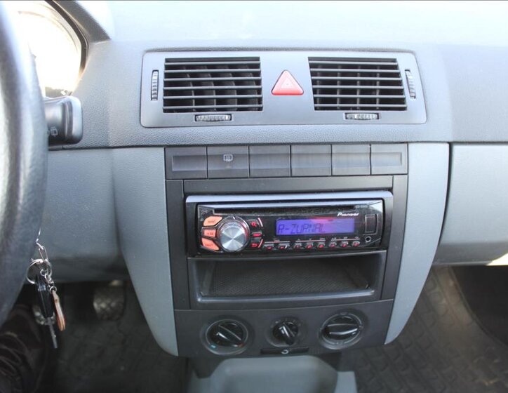 Škoda Fabia Hatchback 1,4 l 44 kw