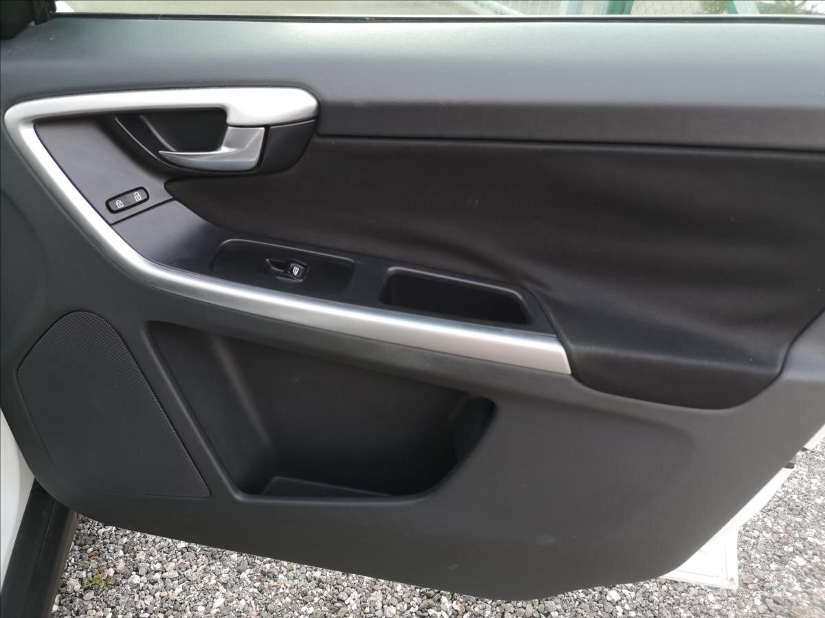 Volvo XC60 Kombi 2,4 l 136 kw