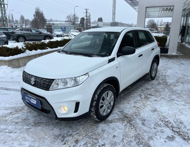 Suzuki Vitara 2