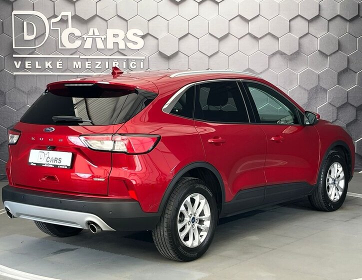 Ford Kuga SUV 2,5 l 140 kw