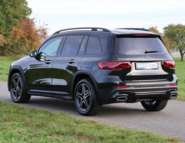 Mercedes-Benz GLB SUV 2,0 l 324 kw