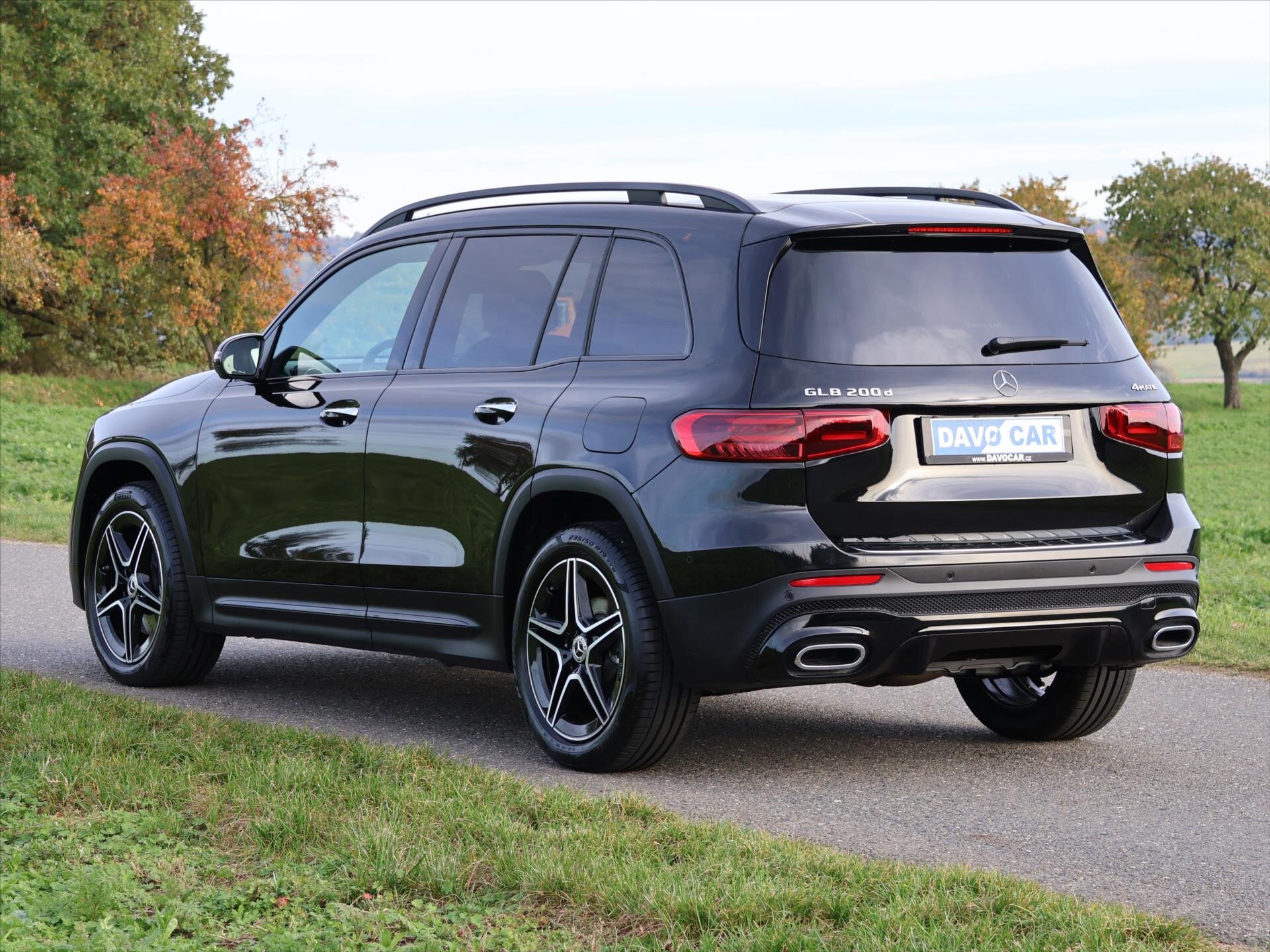 Mercedes-Benz GLB SUV 2,0 l 324 kw