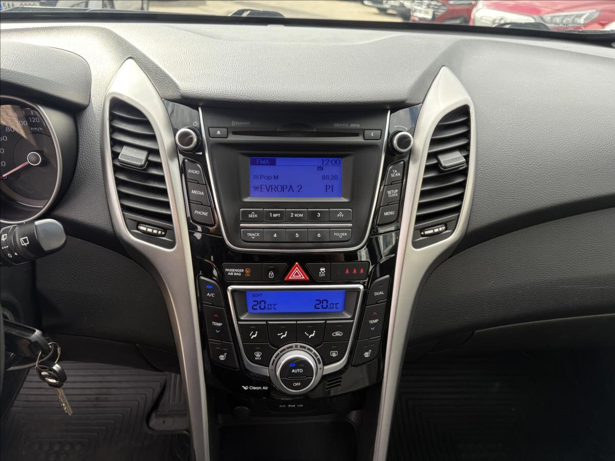 Hyundai i30 Kombi 1,6 l 81 kw