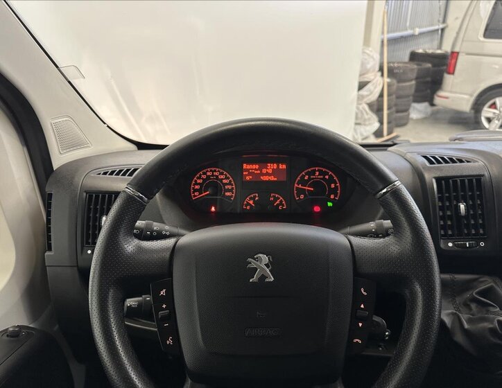 Peugeot Boxer Skříň 2,2 l 103 kw