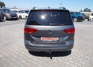 Volkswagen Touran 9