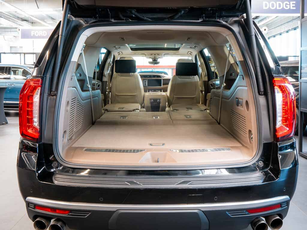 GMC Yukon SUV / Terénní 6,2 l 313 kw