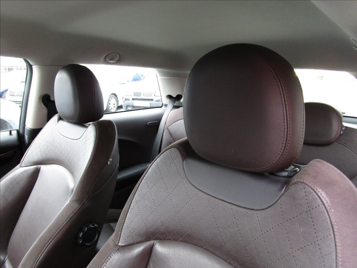 Mini Cooper Hatchback 1,5 l 85 kw