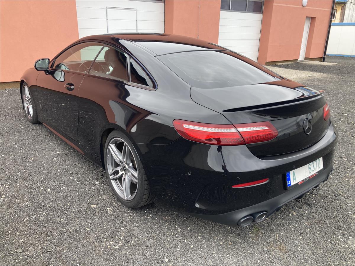 Mercedes-Benz Třídy E