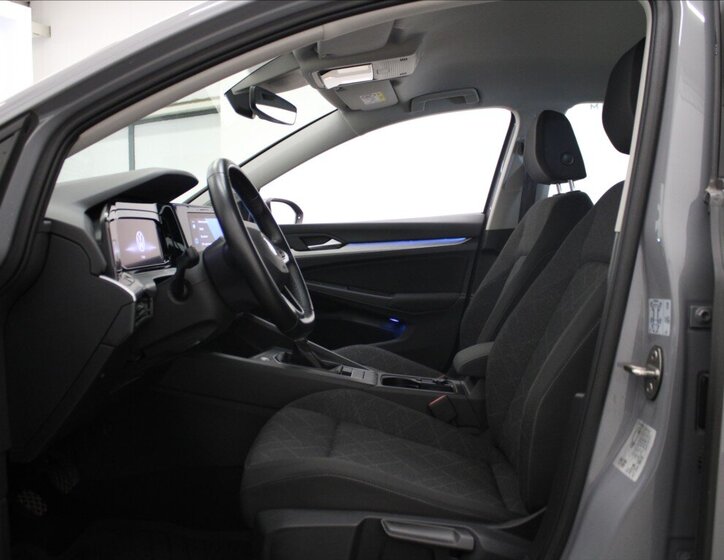 Volkswagen Golf Hatchback 999,0 81 kw