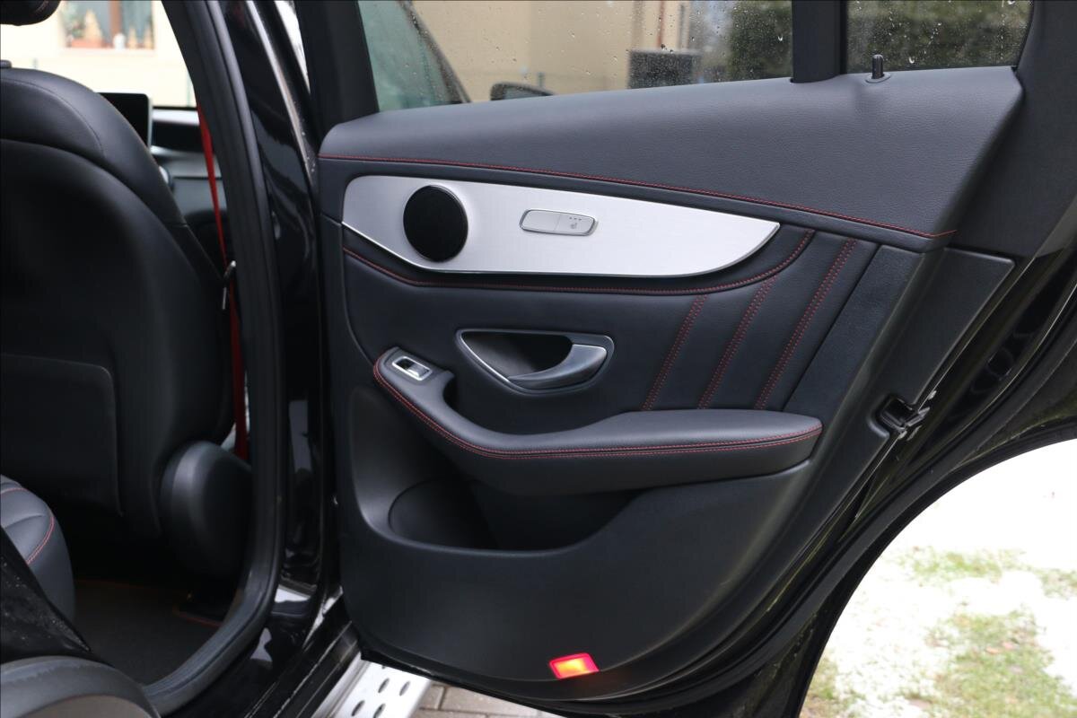 Mercedes-Benz GLC SUV / Terénní 3,0 l 270 kw