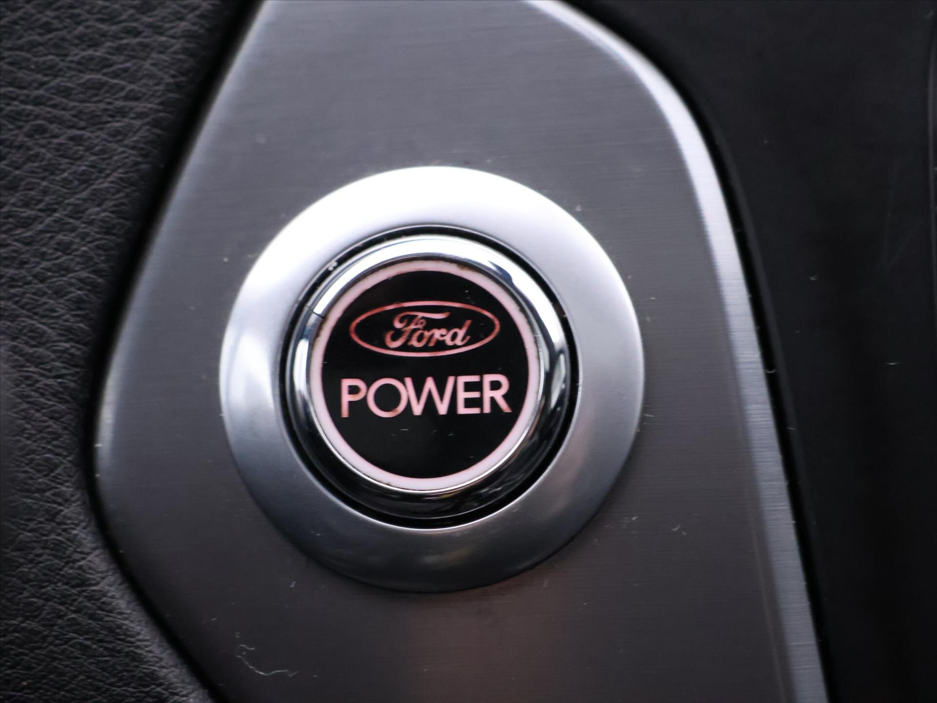 Ford Mondeo Kombi 2,0 l 120 kw