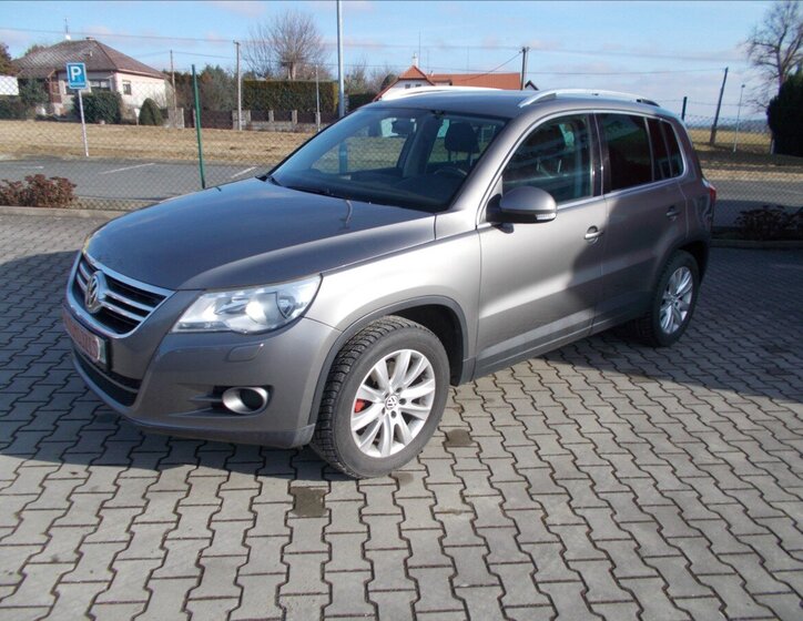 Volkswagen Tiguan SUV 2,0 l 103 kw