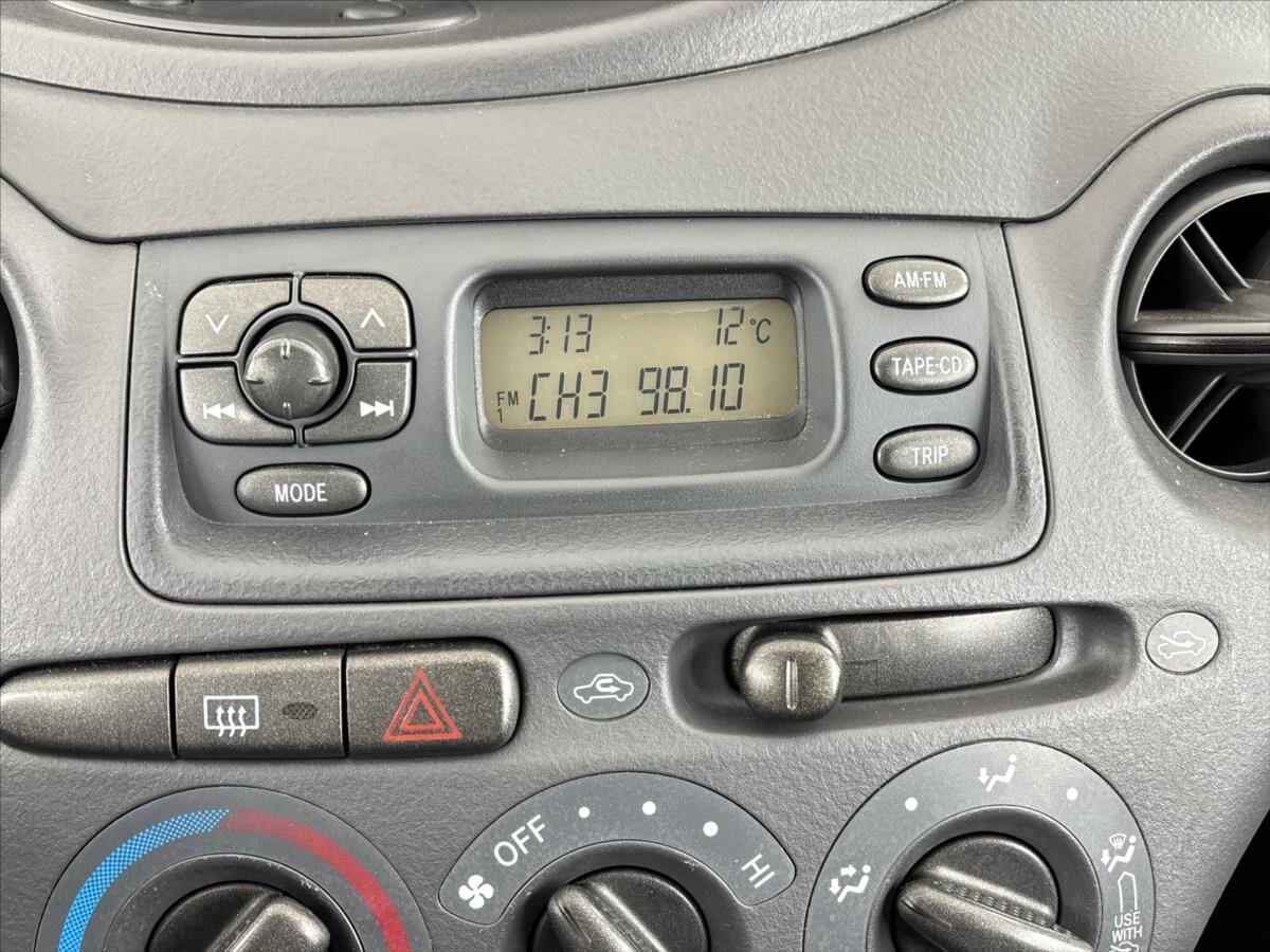 Toyota Yaris Hatchback 998,0 50 kw