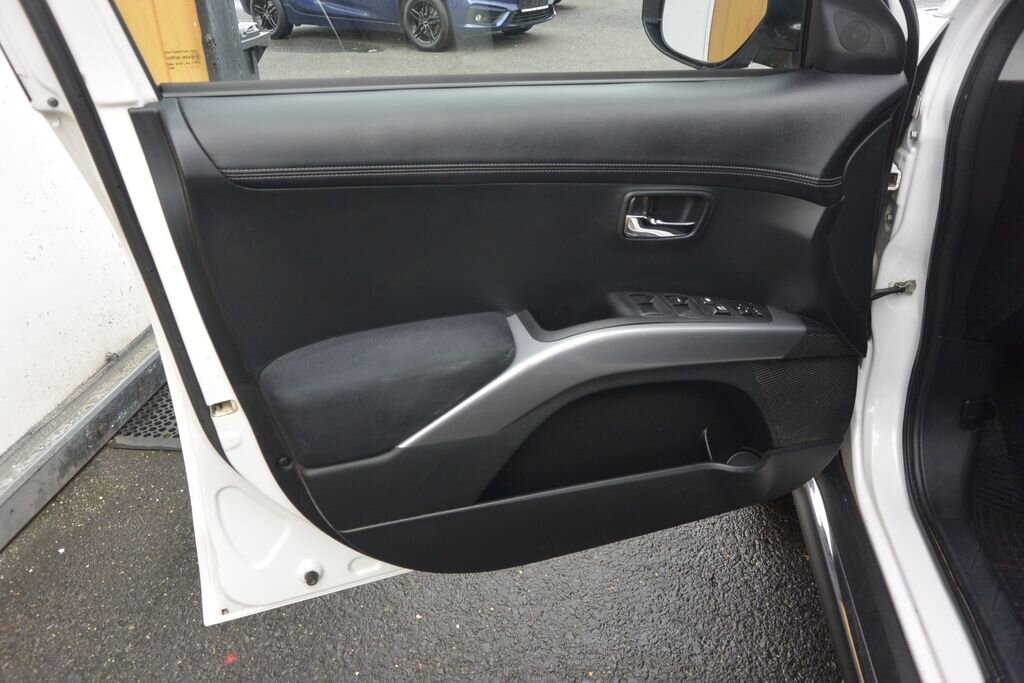 Mitsubishi Outlander SUV 2,3 l 130 kw