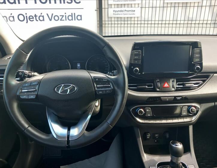 Hyundai i30 9