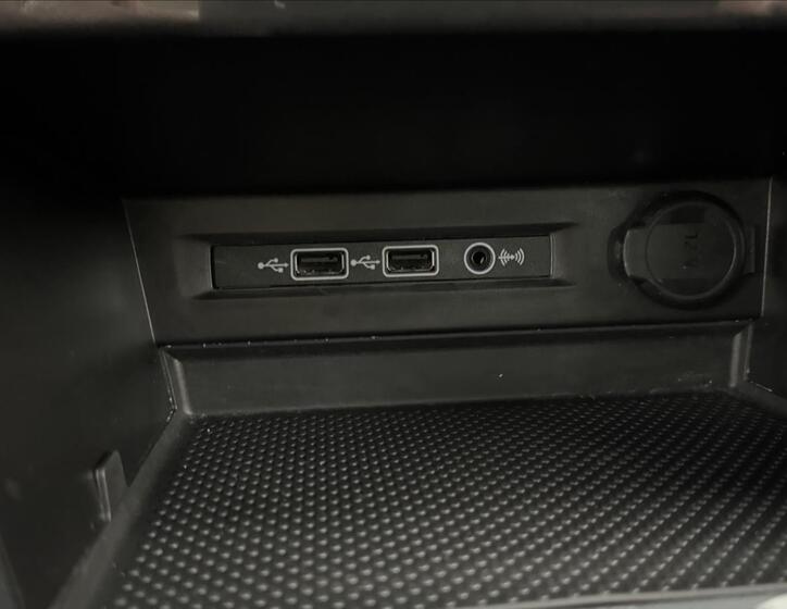 Volkswagen Tiguan 30