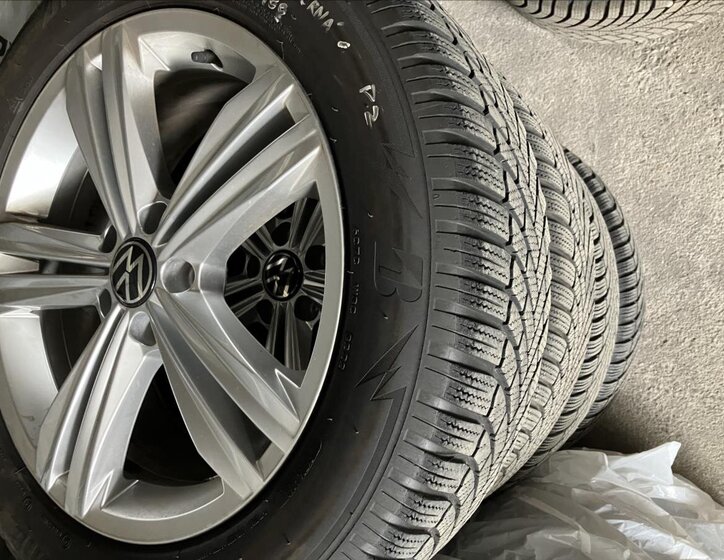 Volkswagen Tiguan SUV / Terénní 2,0 l 110 kw