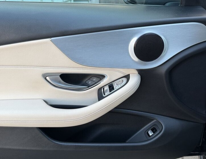 Mercedes-Benz Třídy C Kupé 2,1 l 150 kw